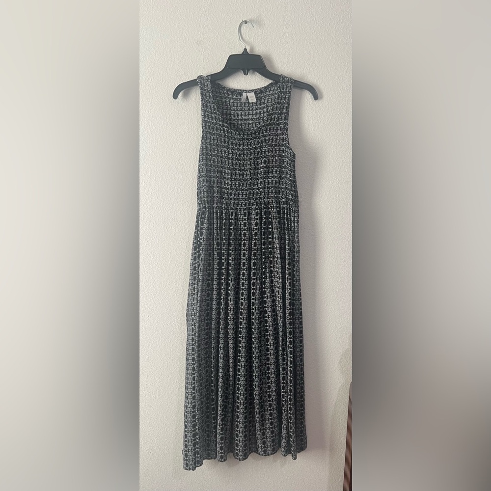 Dalin Black and White Patterned Sleeveless Dress, Size‎ L
